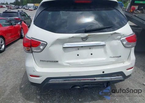 2014 Nissan Pathfinder Platinum z USA, uszkodzony, nr VIN 5N1AR2MNXEC693088